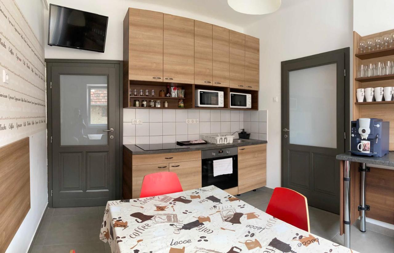 Toronyi Vendégház Extérieur photo